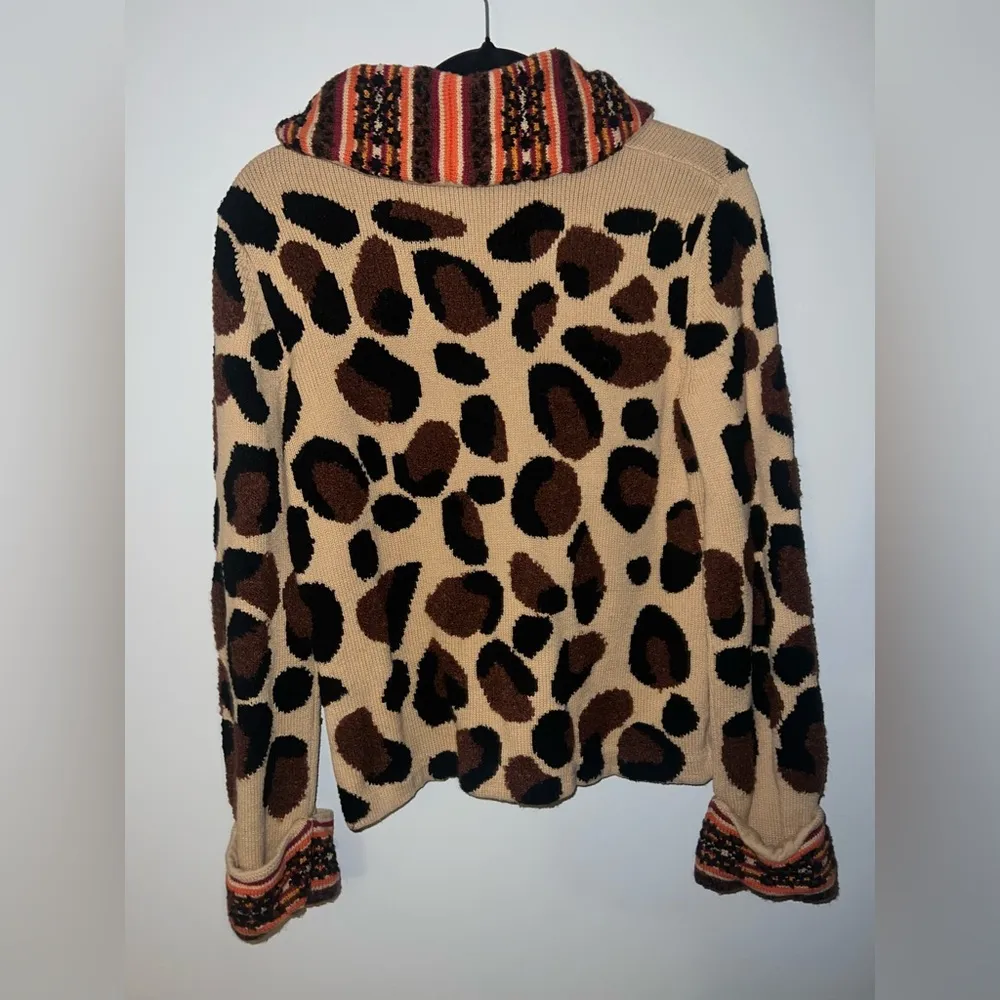 Leopard Print Cardigan with Orange Accents Tan Size M - Image 6