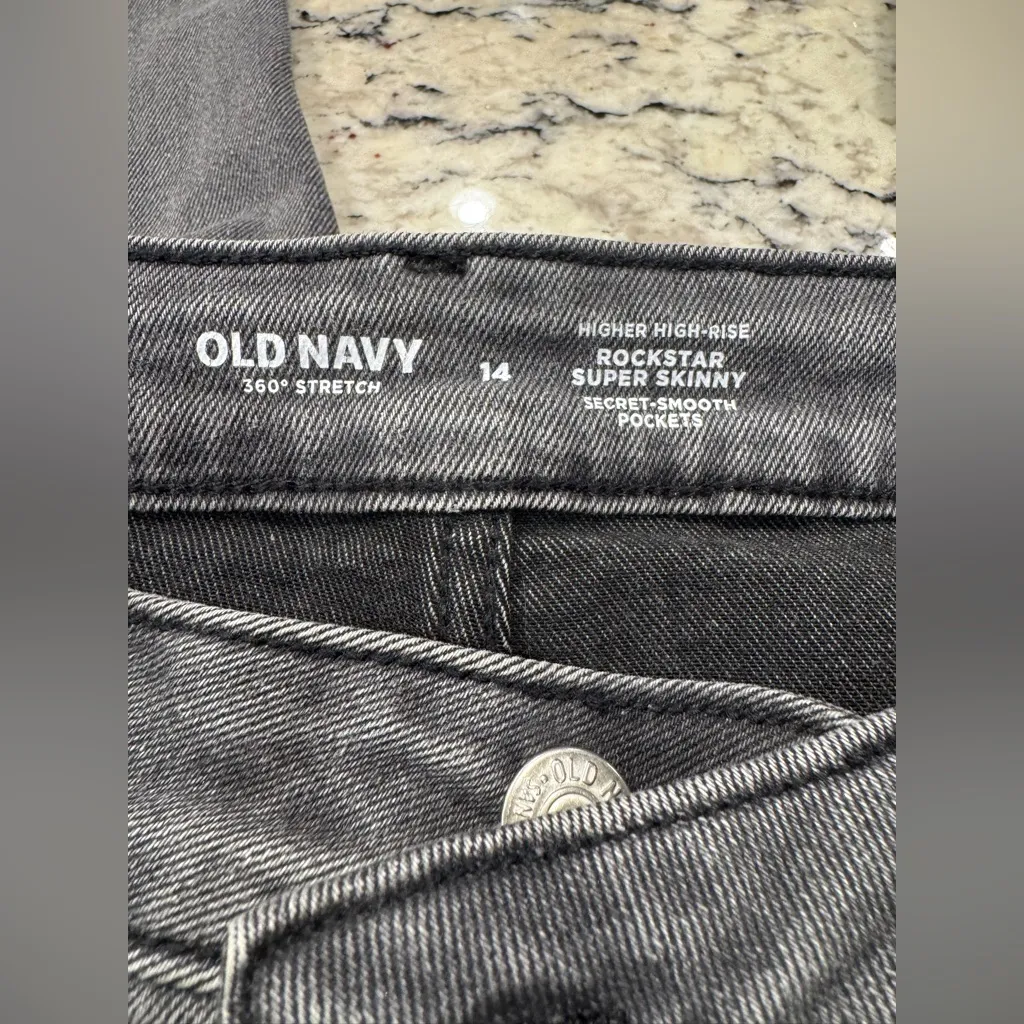 Gray Wash Old Navy Higher High Rise Rockstar Super Skinny Jeans - Image 2