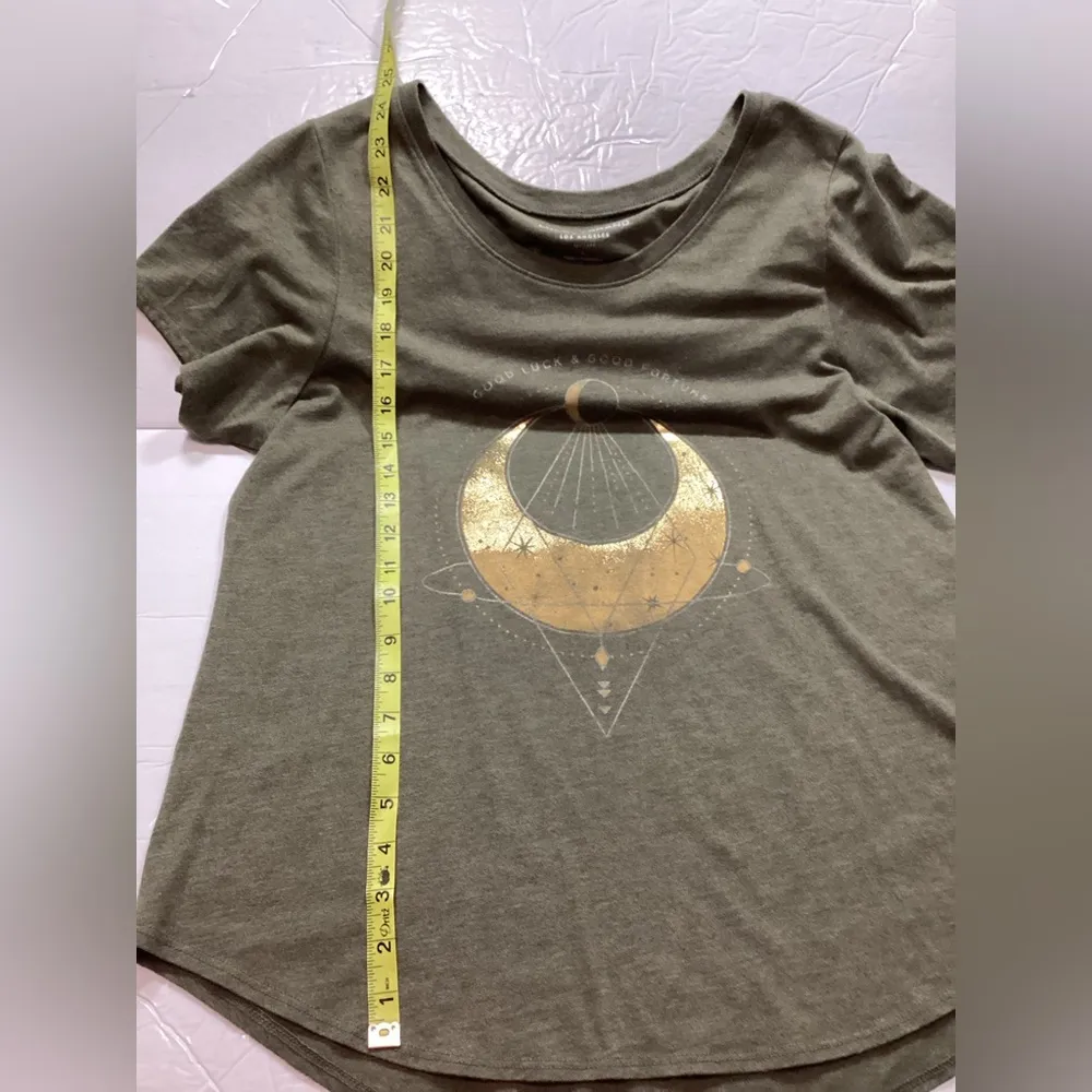 Lucky Brand Olive green Graphic Tee women’s size large - Image 9