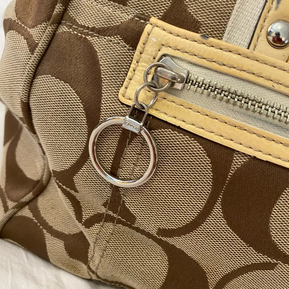Coach Purse! - Image 4