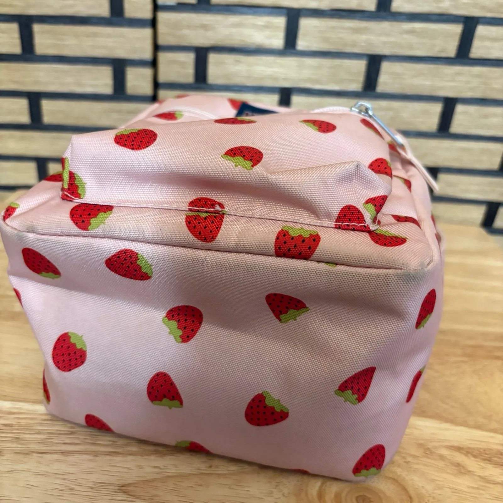 Jansport Pink Strawberry Big Break Lunchbox - Image 8