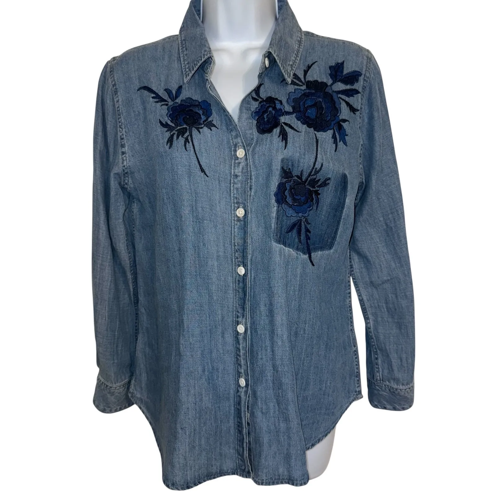 RAILS Chambray Shirt Button Up Floral Embroidered Long Sleeve EUC Size XS‎ - Image 2