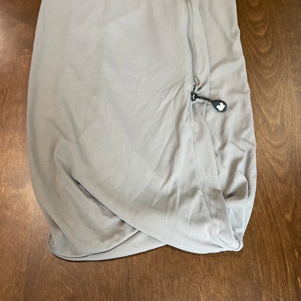 SHOLDIT Ice Silk Convertible Infinity Scarf Pocket, Clutch ONE SIZE Gray Color - Image 2