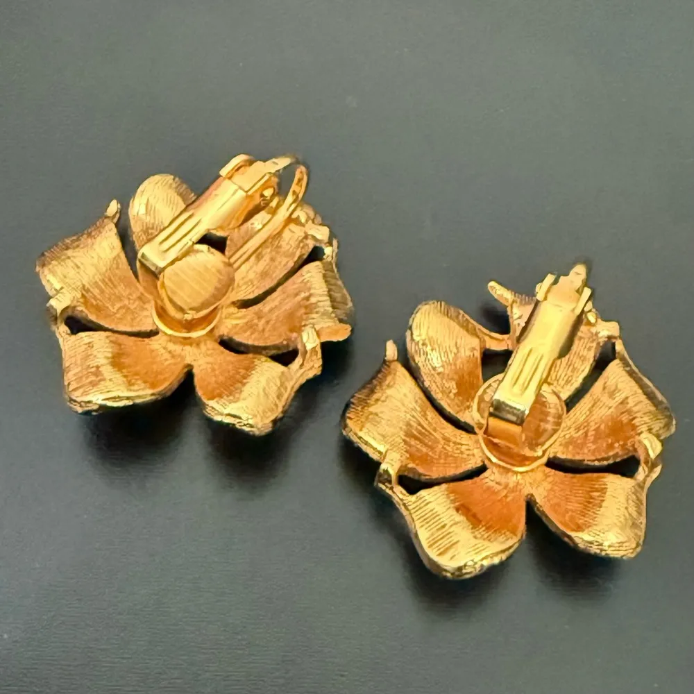 Vintage Unsigned Brushed Gold - Image 5