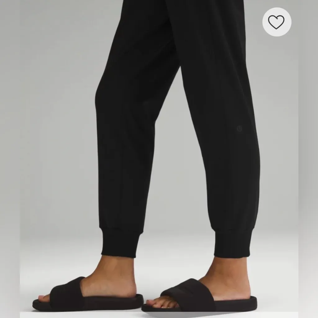 Lululemon Luxtreme Slim-fit Mid-rise Jogger Pants in Black Size Medium - Image 5