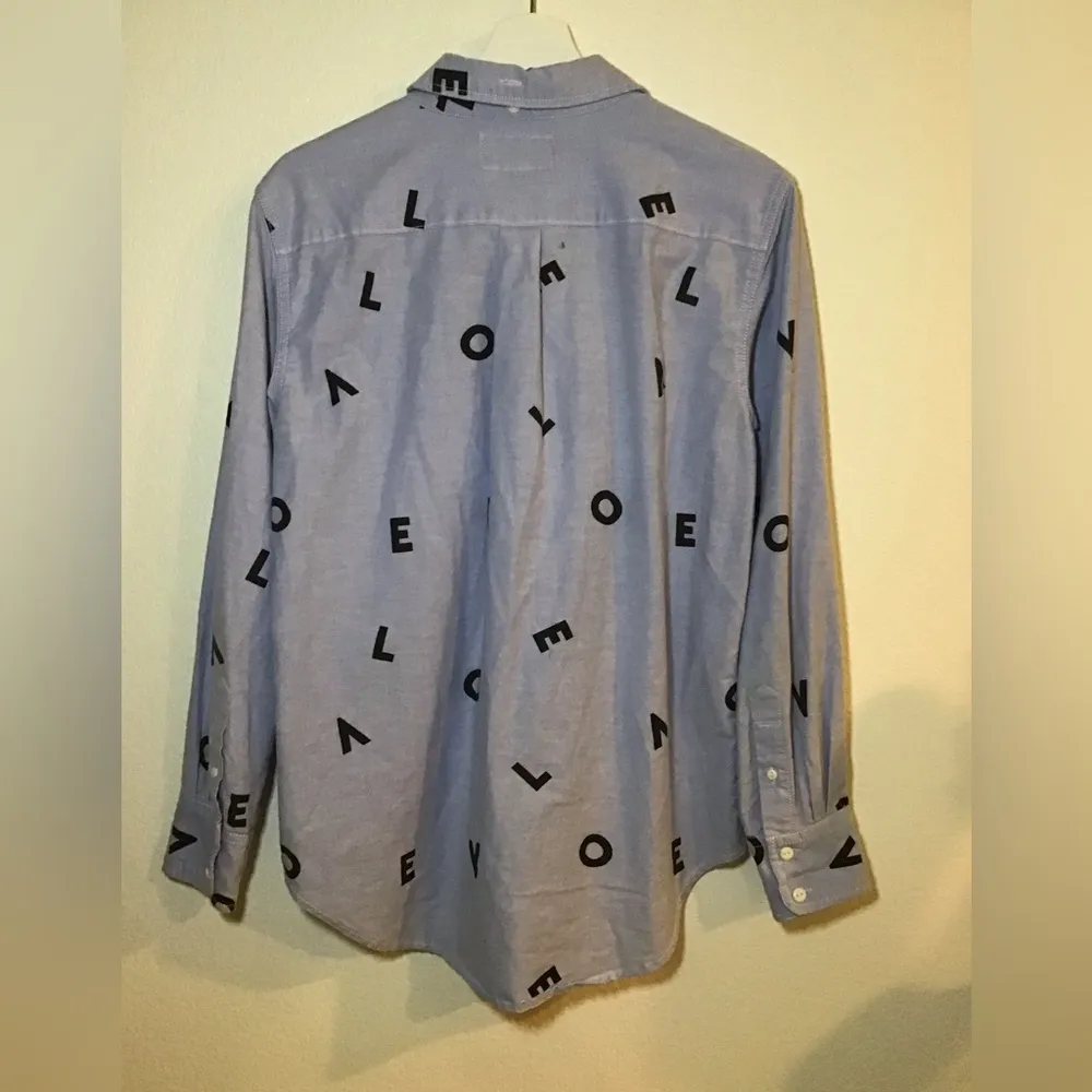 LOVE Graphic Blue Oxford Cloth Button Down Shirt Current/Elliott The Derby Sz 2 - Image 4