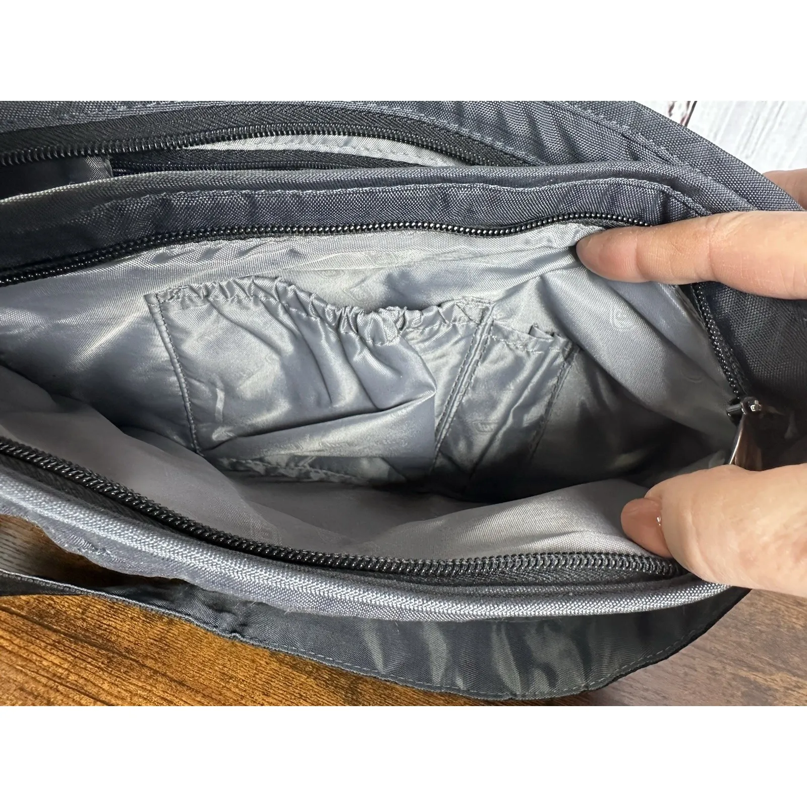 Lug Wings Gray Purse Crossbody Travel Bag Water Bottle Pockets Adjustable Strap - Image 15