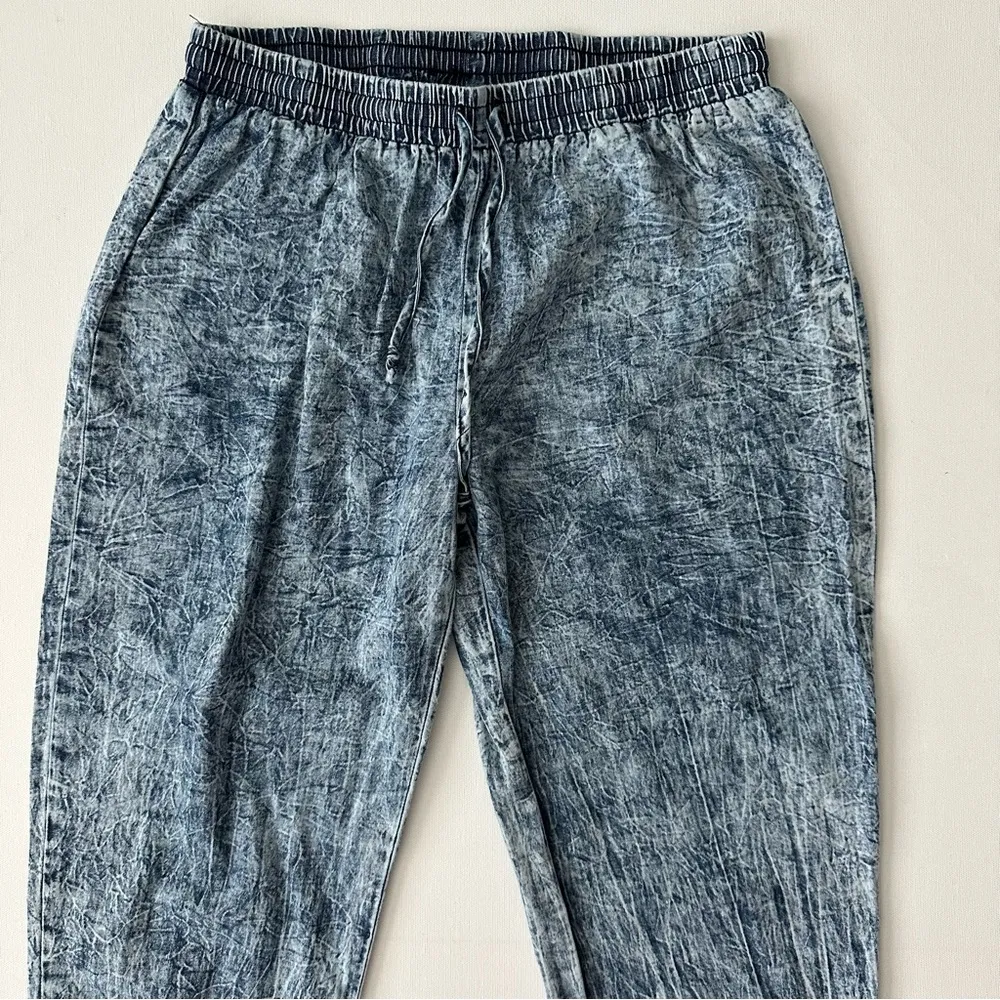 Sparkle & Fade Women’s Acid Wash Joggers Size XS - Image 2