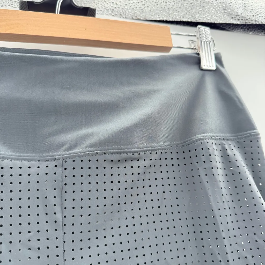 Kinona Active Shorts Women’s Size Small Gray High Rise Compression‎ Mesh Stretch - Image 7