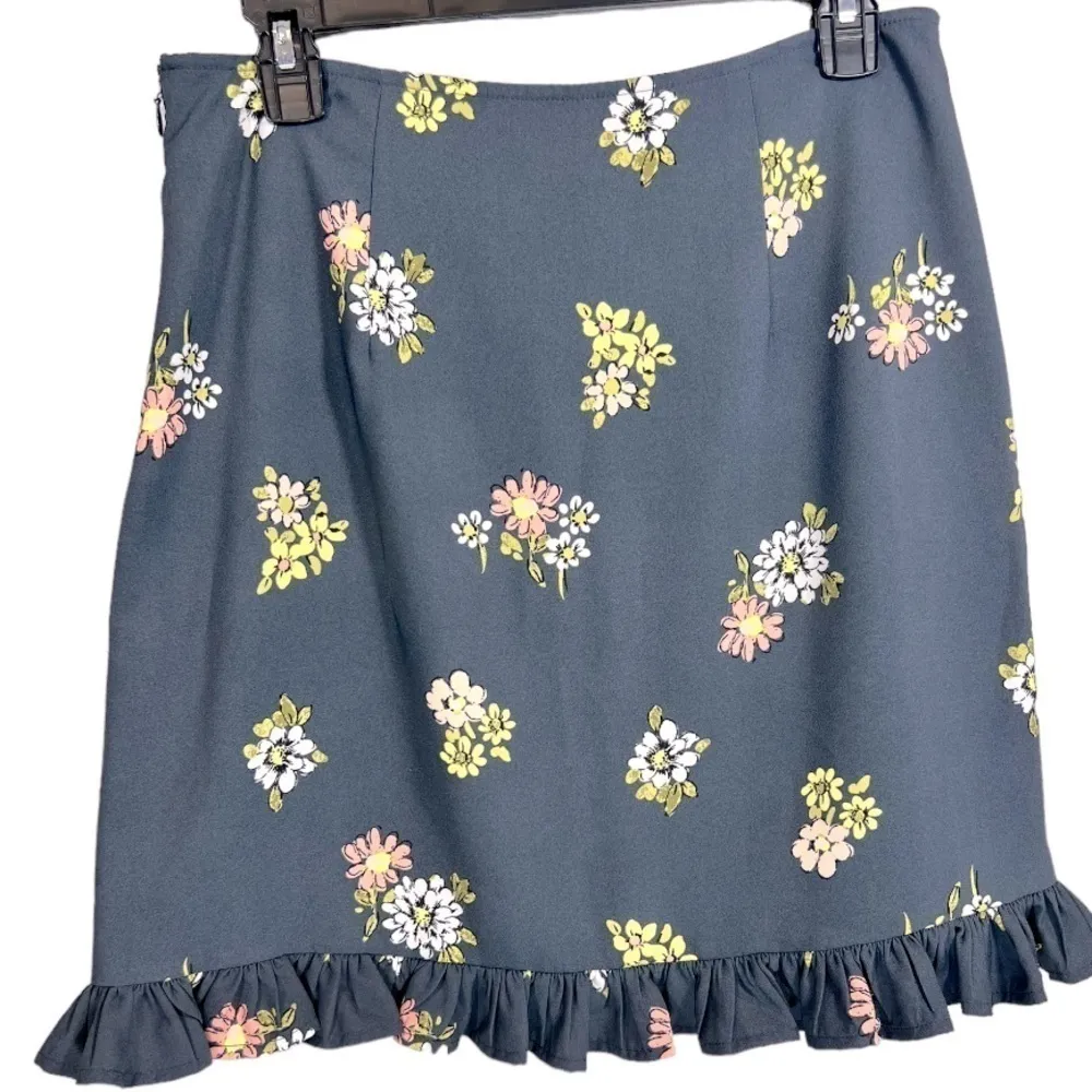 LOFT Floral Print Ruffle‎ Hem Skirt Gray Size 6 Feminine Casual Girly - Image 2