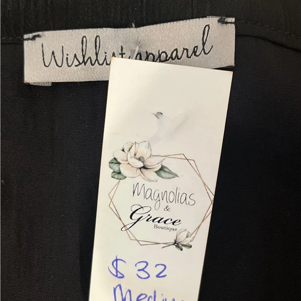 NWT Wishlist Apparel Black Sleeveless V Neck Camisole Adj. Spaghetti Straps M - Image 7