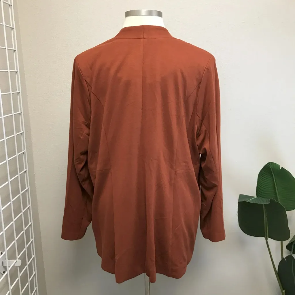 Torrid Lightweight Ponte Longline Blazer - New! - Size 26 (4) - Image 4