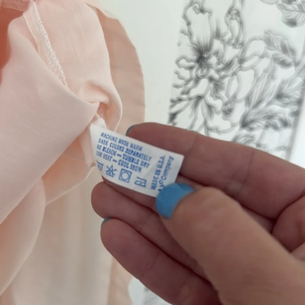 Vintage Vanity fair floral embroidered nightgown - Image 6