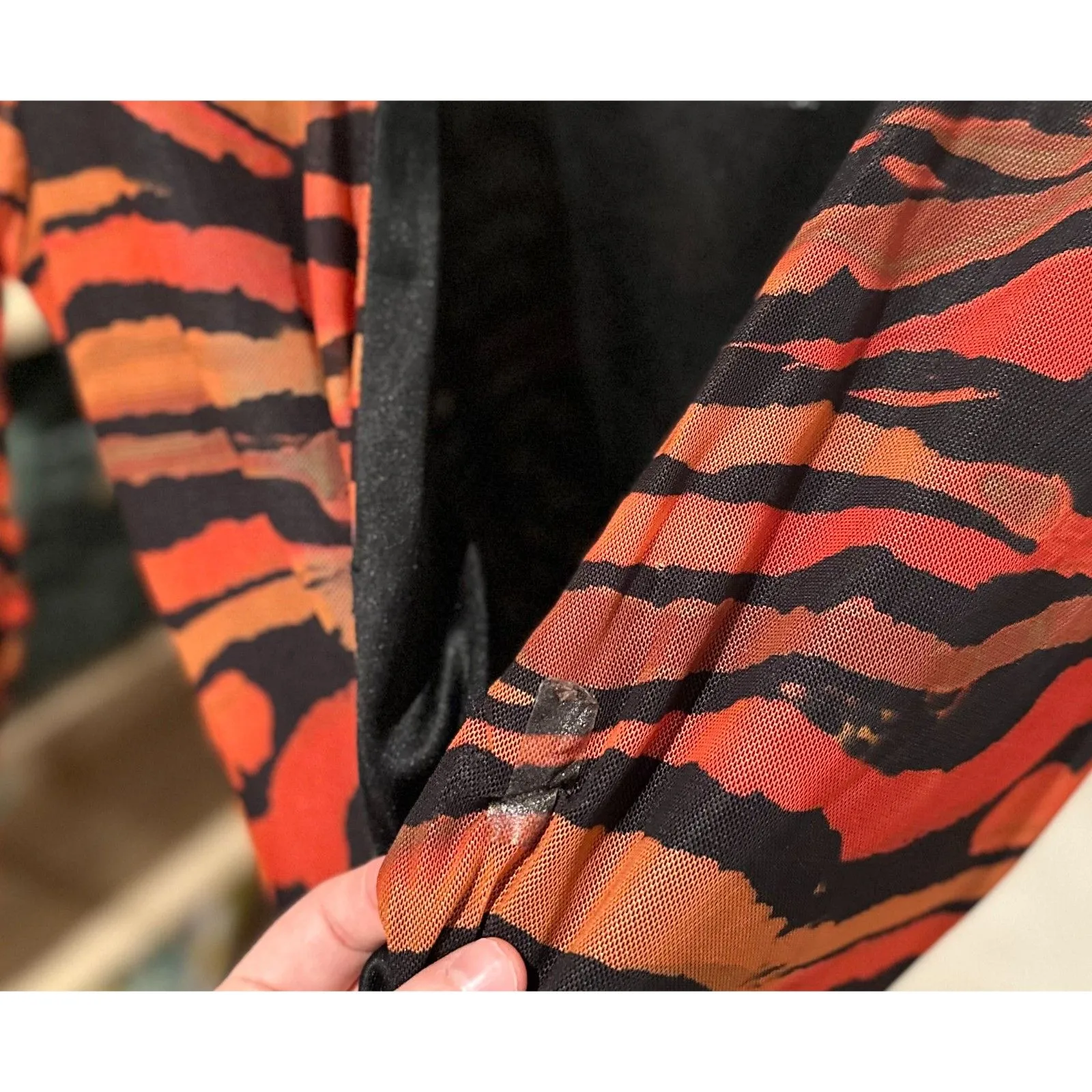 PrettyLittleThing Orange Zebra Flare Sleeve Tie Waist Bodycon Dress - Image 8