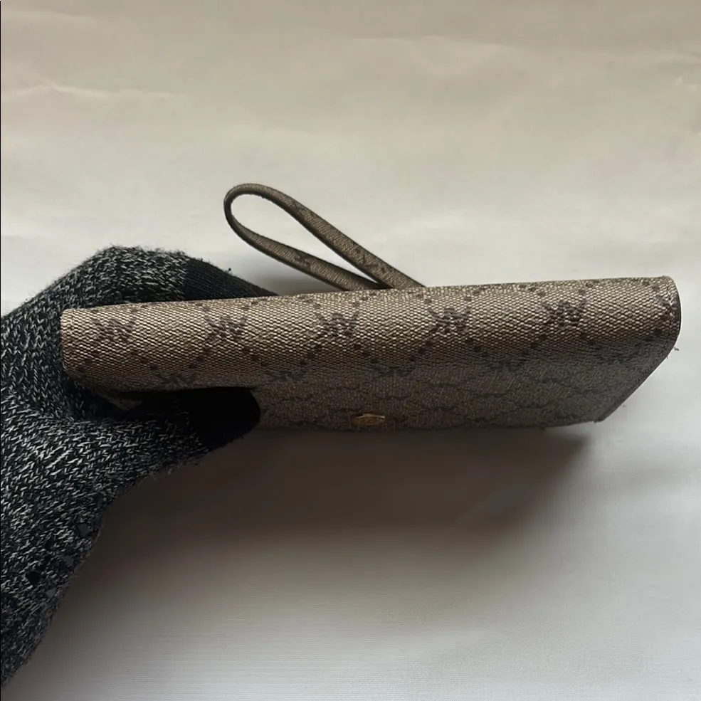 Anne Klein Wristlet EUC - Image 12