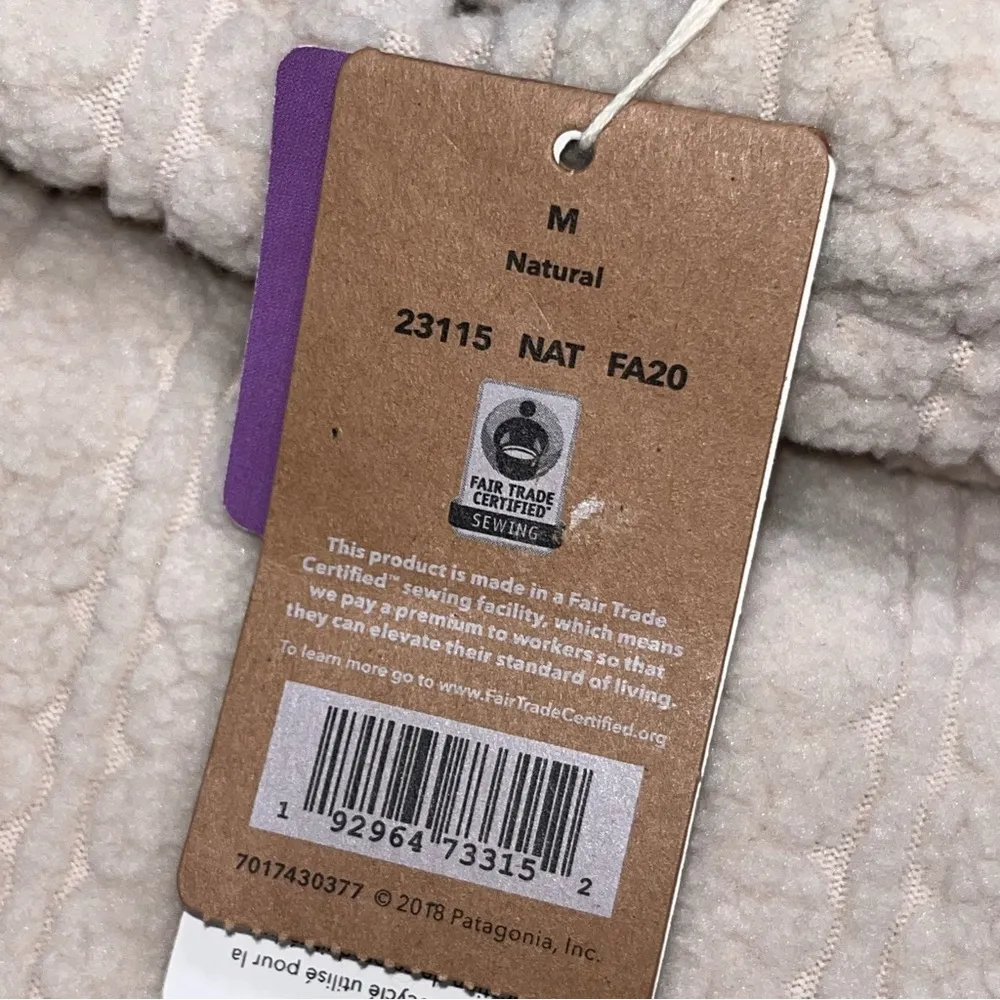 NEW Women’s Patagonia Cream Cable Capra Hoody - Image 8