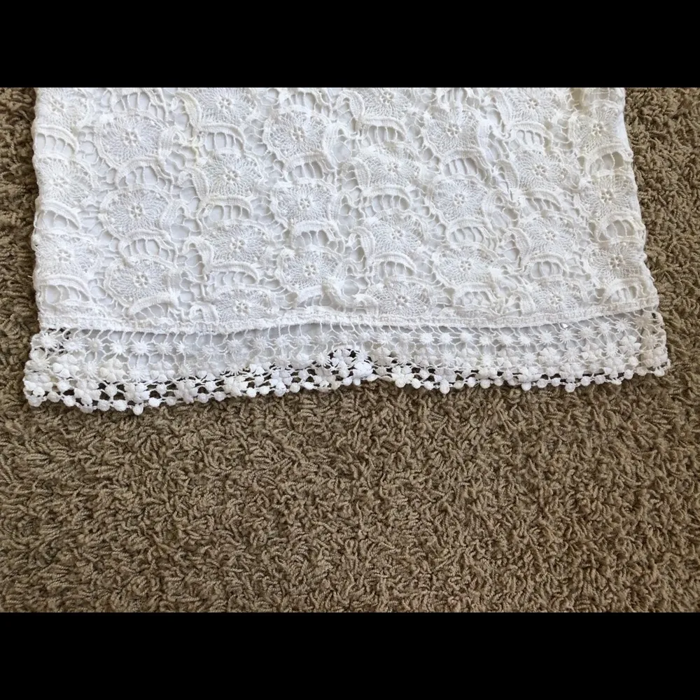 F21 crochet lace knit tank Sz S - Image 2