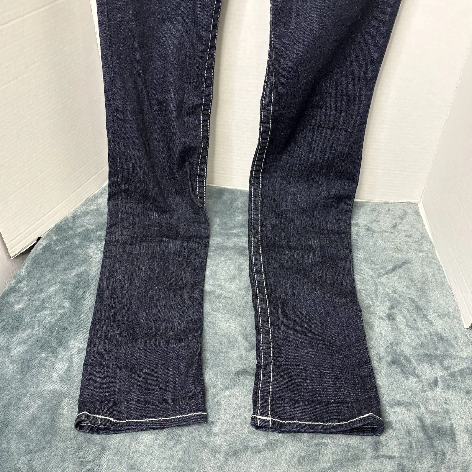 True Religion Skinny Jeans #112790 Size 29 USA 99% Cotton Y2k Preppy - Image 3