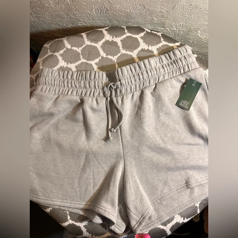 Gray Athletic Wild Fable NWT Shorts XXL  athleisure tennis prep casual loose fit - Image 6