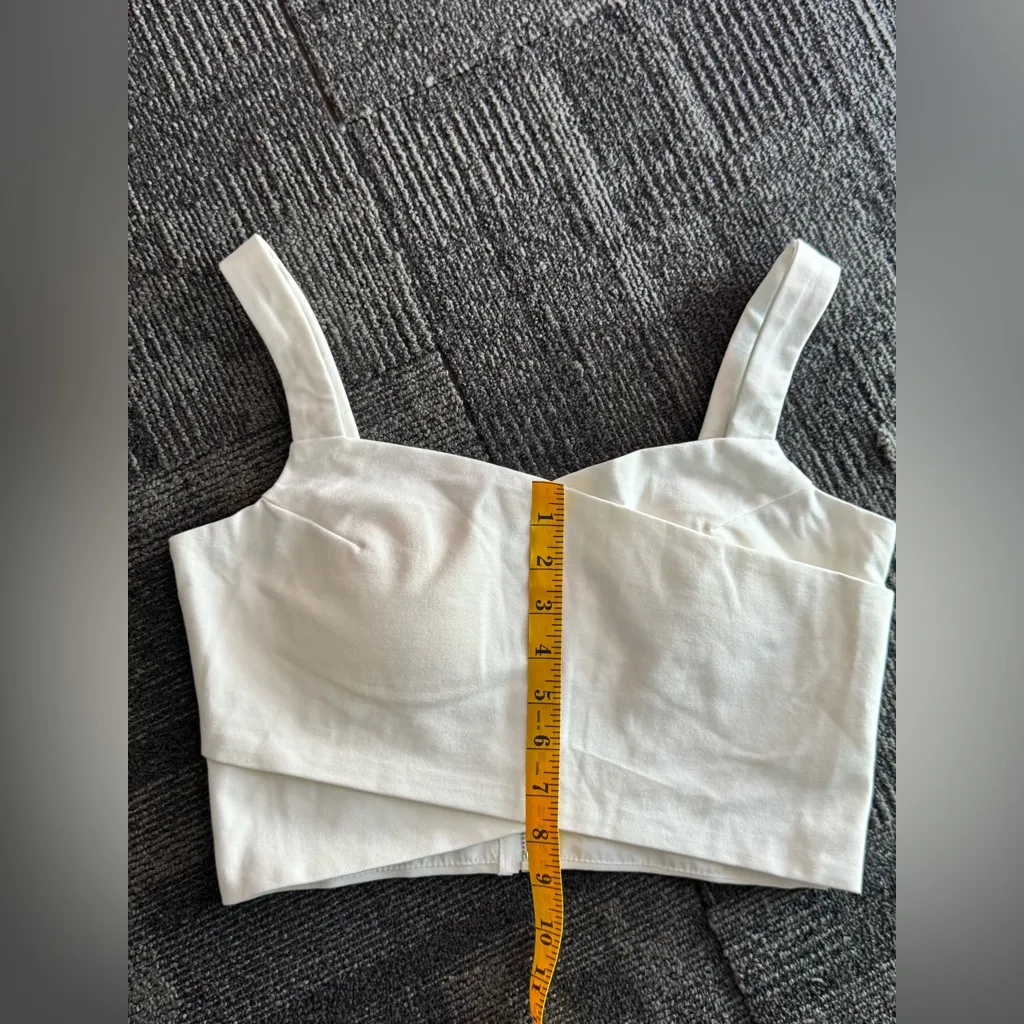 White Structured Crop Top Women’s Size L | Bustier Style Zip Back Size L - Image 13