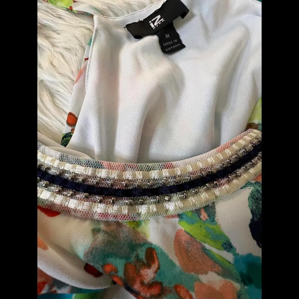 Floral Ruffled Cami by Iz Byer size Medium - Image 4