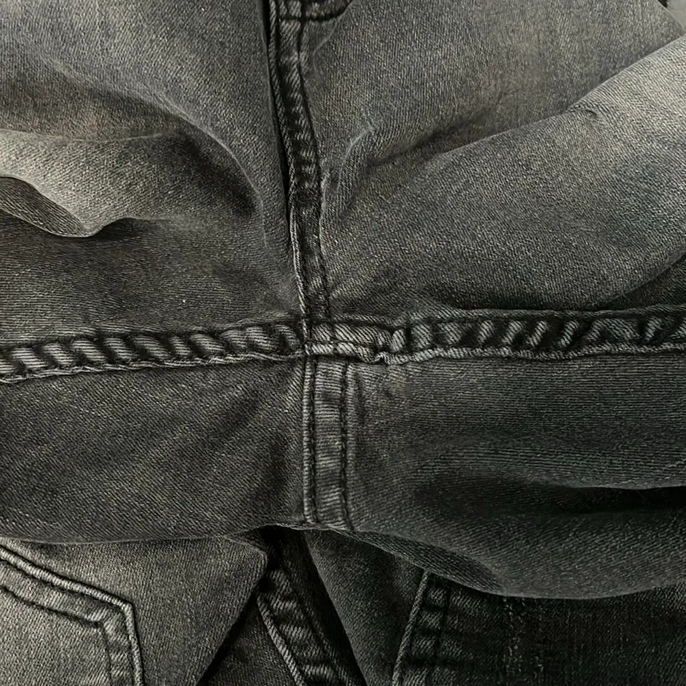 Judy Blue Faded Skinny Fit Jeans Black Wash Size 32 *altered - Image 6