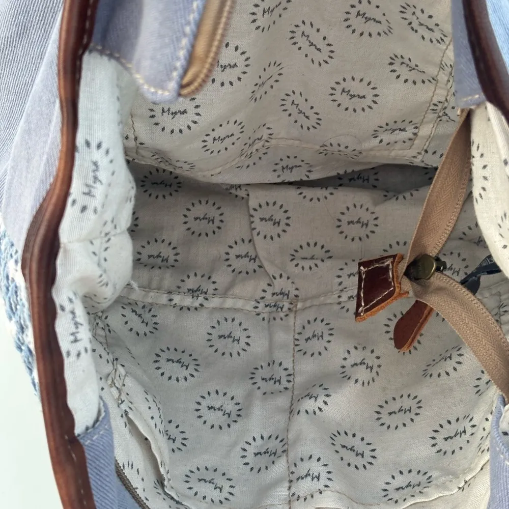 Myra Blue and White Chevron Tote Bag - Image 7