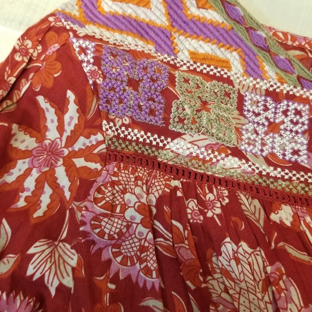 {S} Rachel Zoe Embroidered Floral Peasant Babydoll Top - Image 3