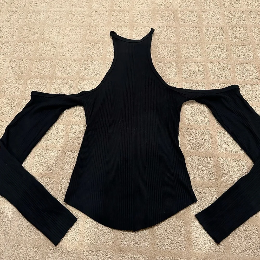 The Range  top - Image 2