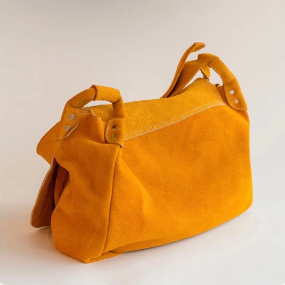 A Detacher Annabel marigold suede bag NEW Yellow - Image 7