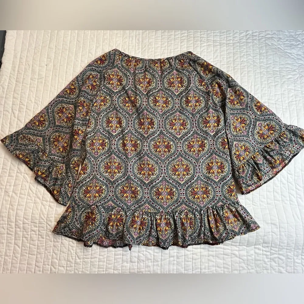 RU Apparel paisley print top NWOT Blue Size M - Image 5