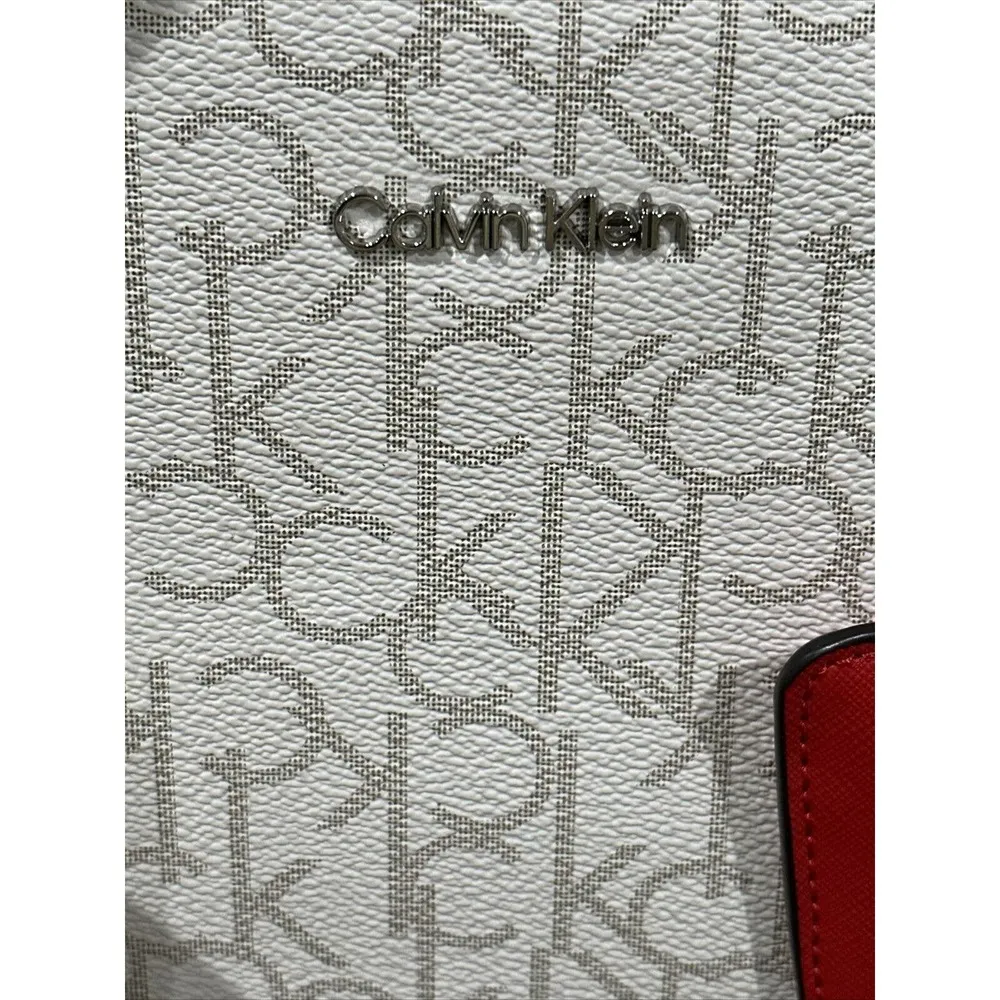 Calvin Klein  Monogram Signature Cream w/Red Satchel Hand-Bag Khaki Logo H7DDJ6YQ - Image 84