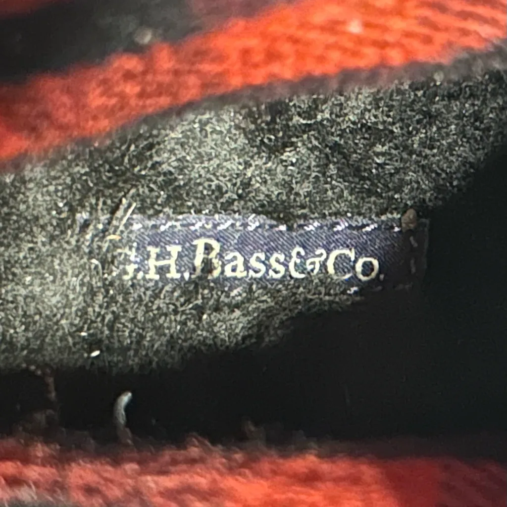 G.H. Bass & Co. black leather rubber duck winter snow boots women size 9 M - Image 12