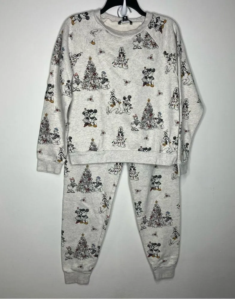 Disney x American Eagle lounge set Christmas Mickey Mouse Donald Duck size small - Image 4