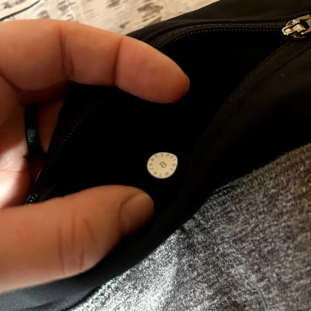 Lululemon Women Speed Up Short 2.5" (LW7AJSR) Heather Lux Black - Image 7