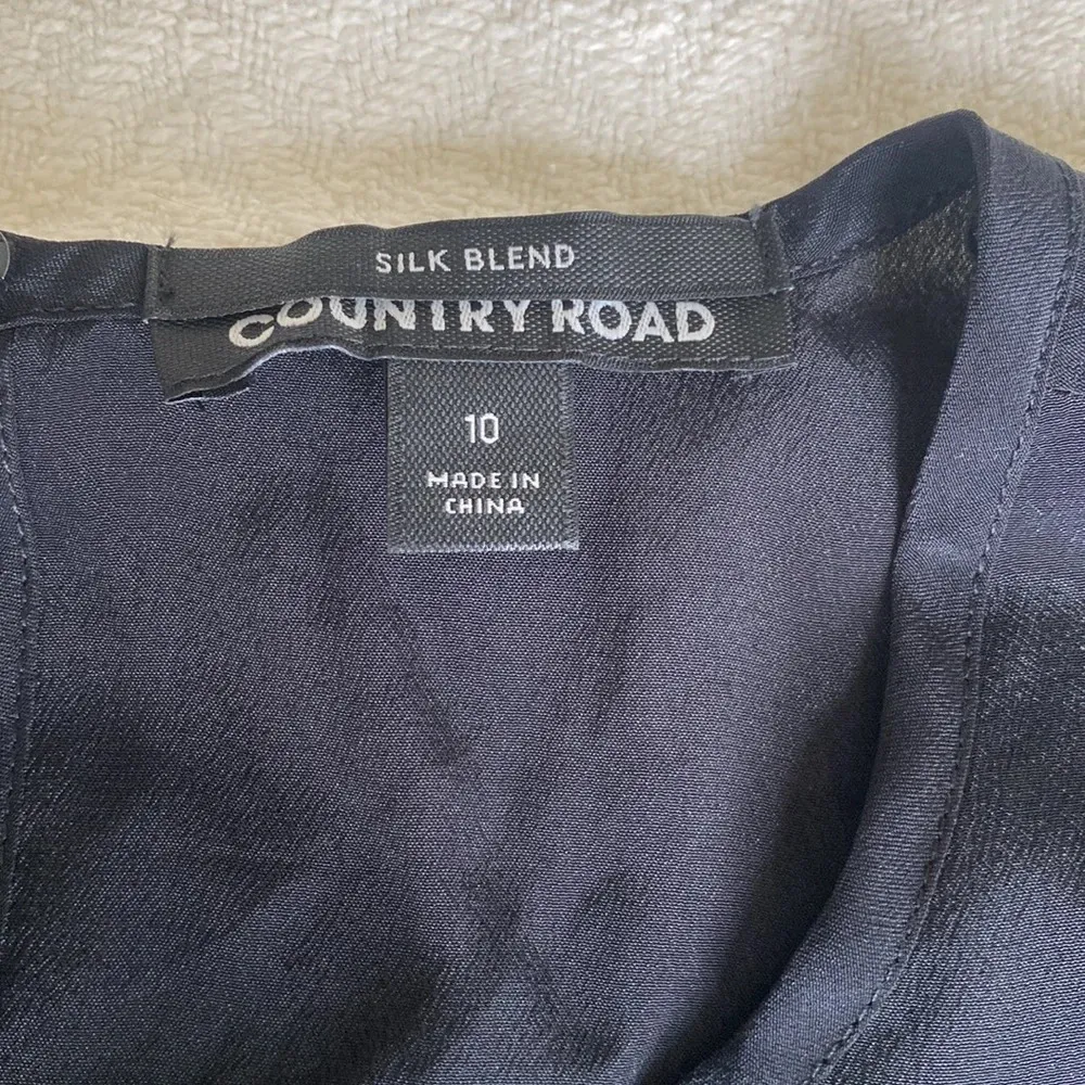 Black silk top - Image 2