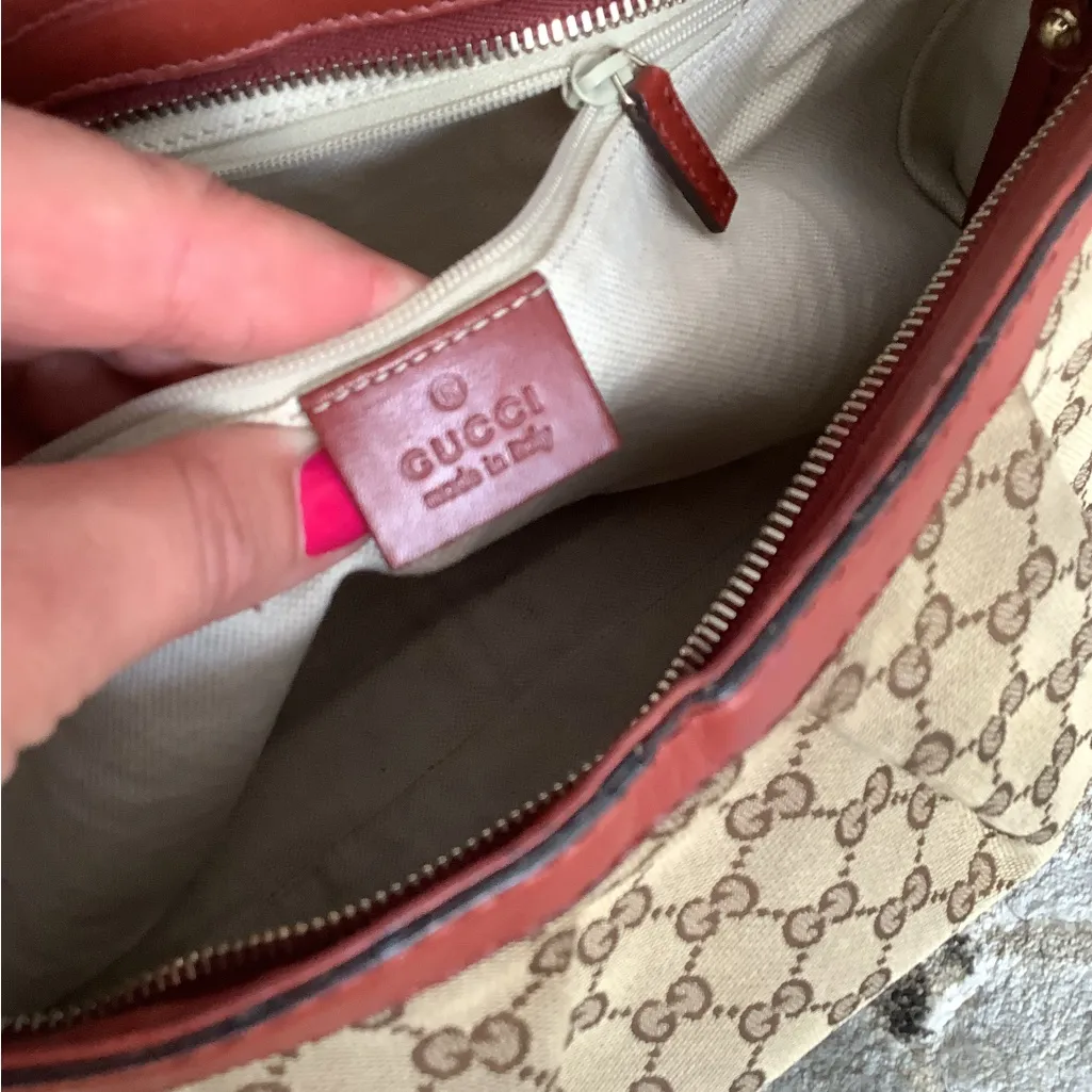 Authentic GUCCI canvas shoulder bag 🔥🔥 - Image 10