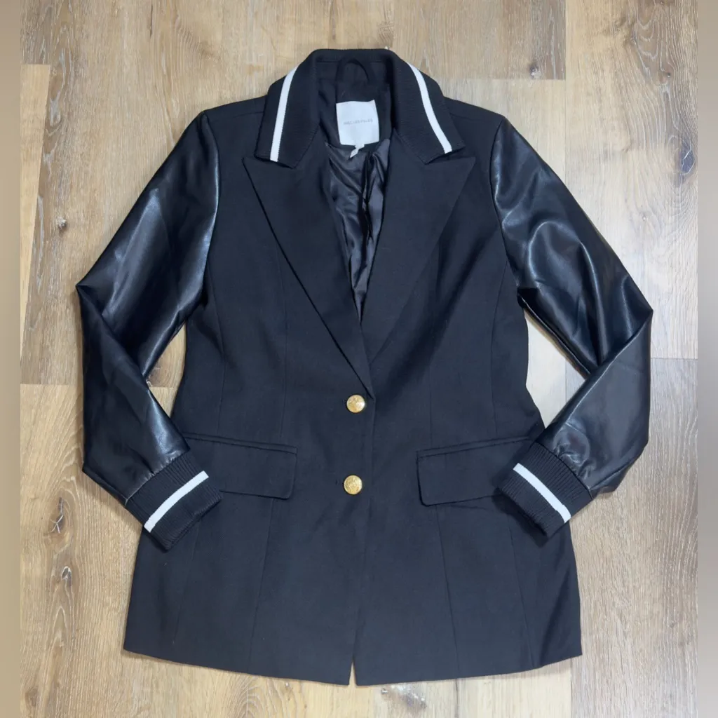 Avec Les Filles Black Blazer with Gold Buttons 🏆 - Image 4