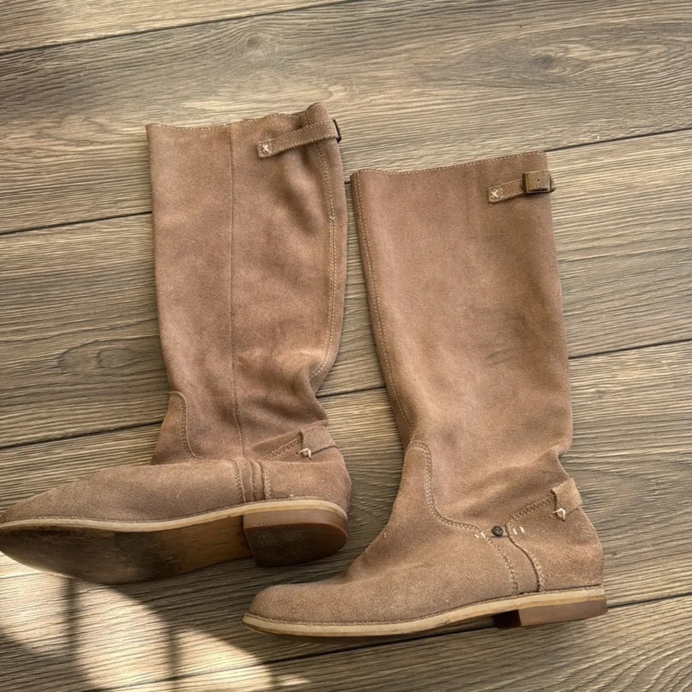 Reef relaxed slouchy boot in suede natural
Color slip on  High Desert suede boot - Image 3