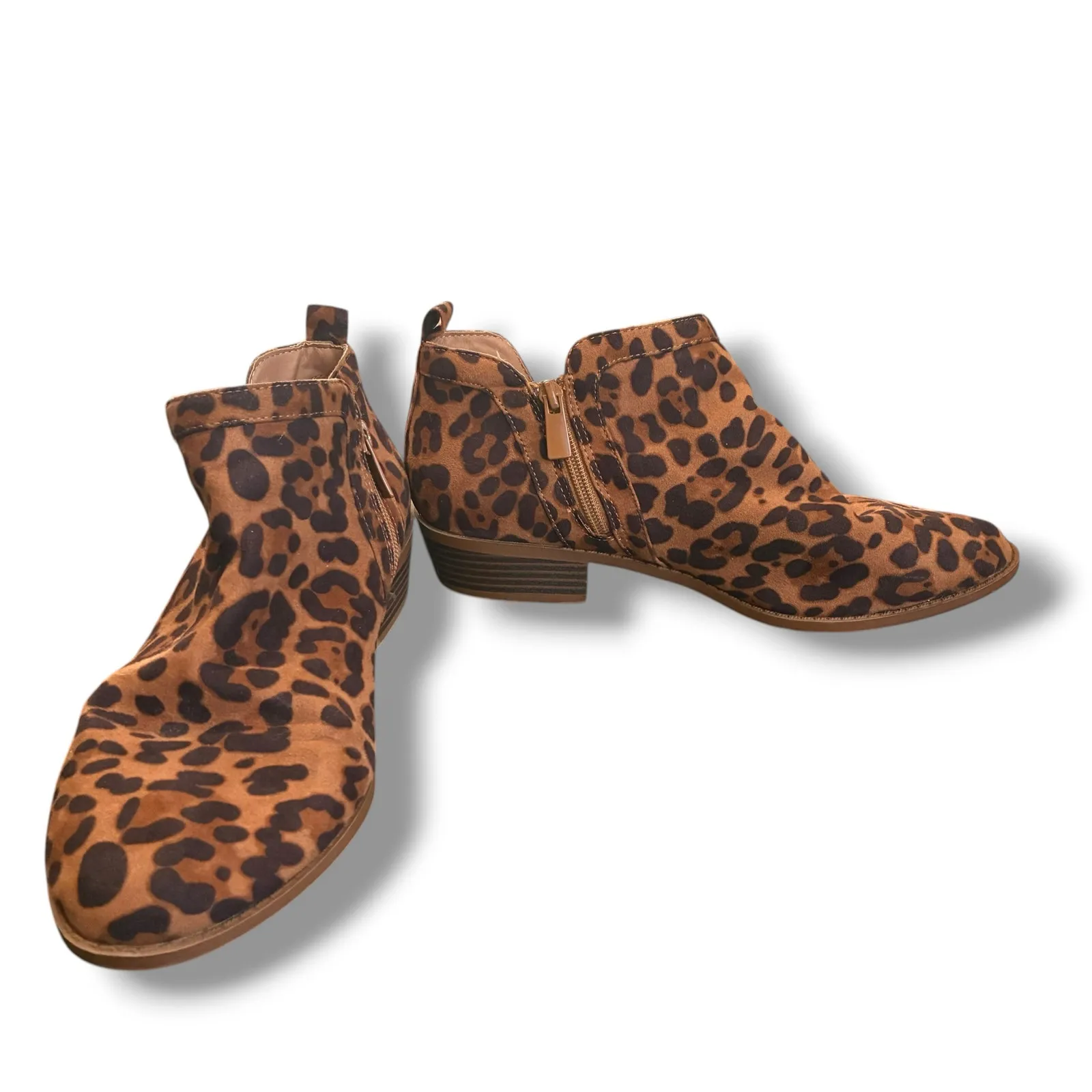 Torrid V-Cut Ankle Bootie leopard print - Image 2
