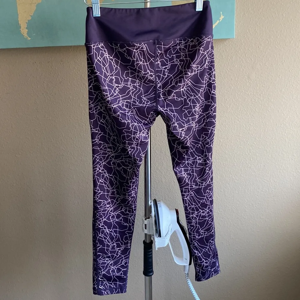 Zella dry fit small leggings purple abstract print 7/8 ankle Capri cropped - Image 3