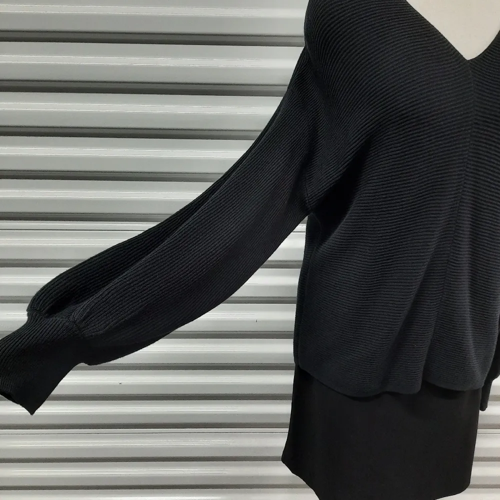 1. State Sweater Womens Small Black Oversized Ribbed Knit Balloon Sleeve V-Neck - Image 6