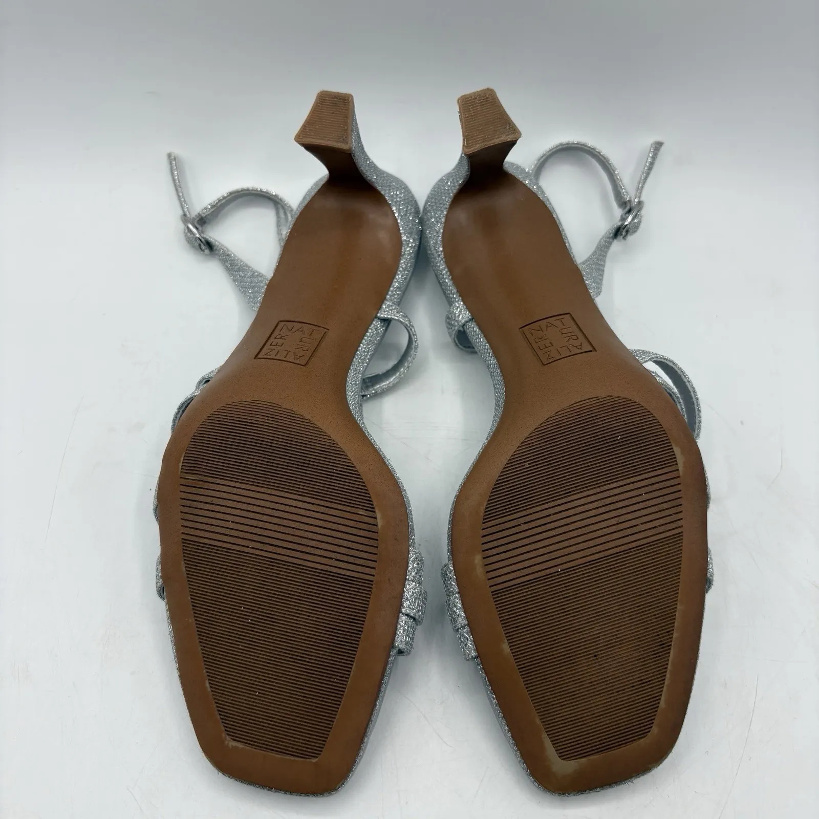 Naturalizer Women's Galaxy Heeled Dress Shoe Sandal Silver Metallic Fabric 7.5 M - Image 9