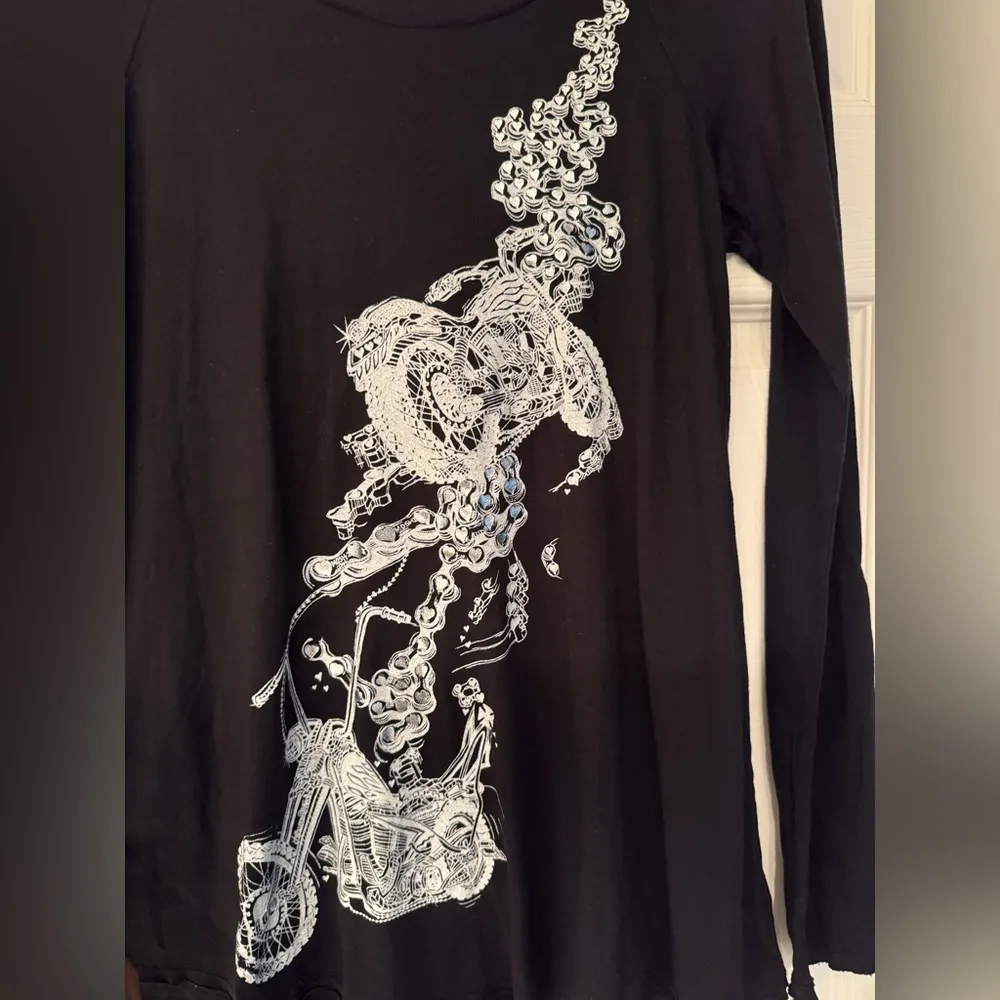 Lauren Moshi Motorcycle w/Hearts Women’s Black Tunic Long Sleeve Size Medium - Image 6