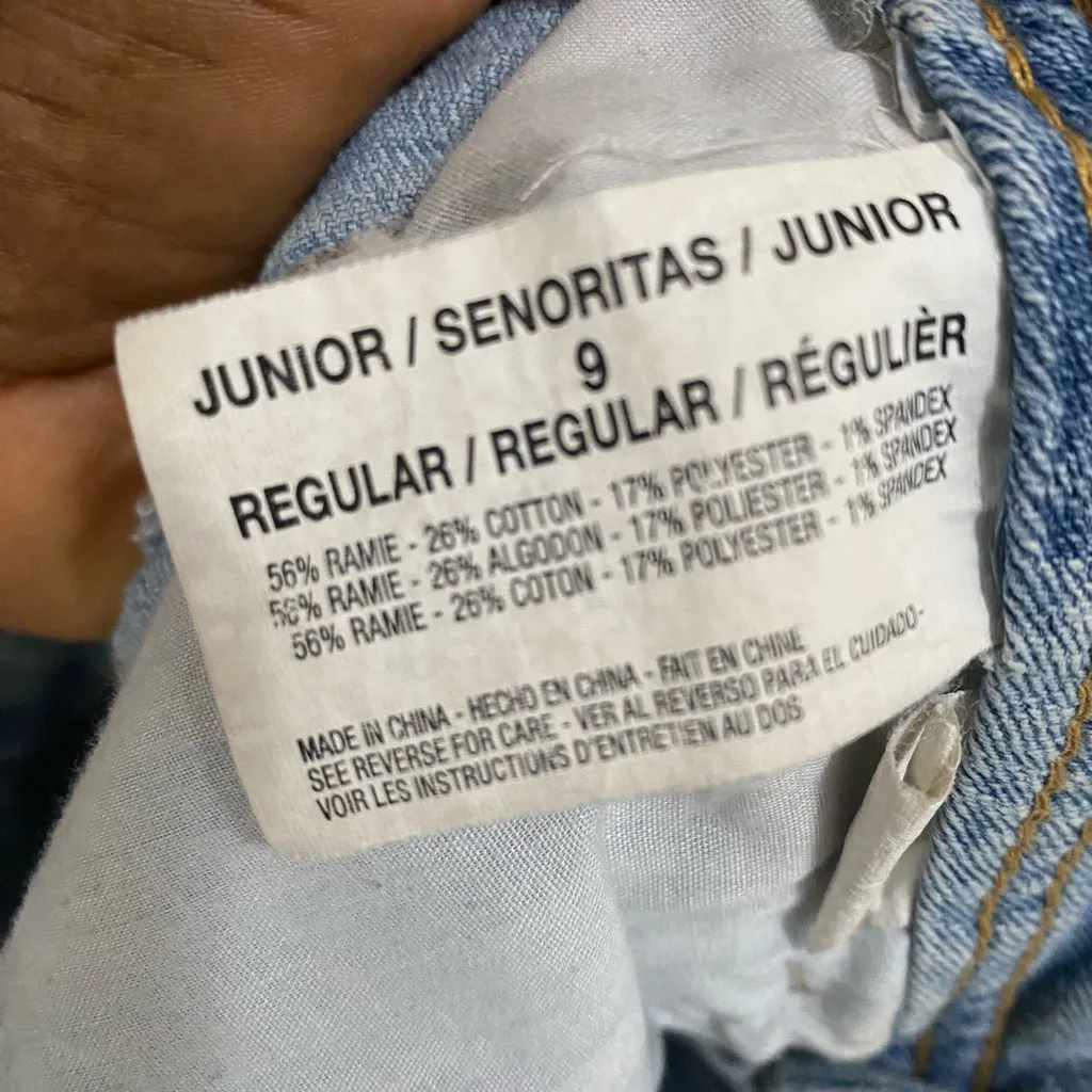 LEI Ashley Lowrise (junior) non stretch Light Blue Distressed Jean Shorts Size undefined - Image 10