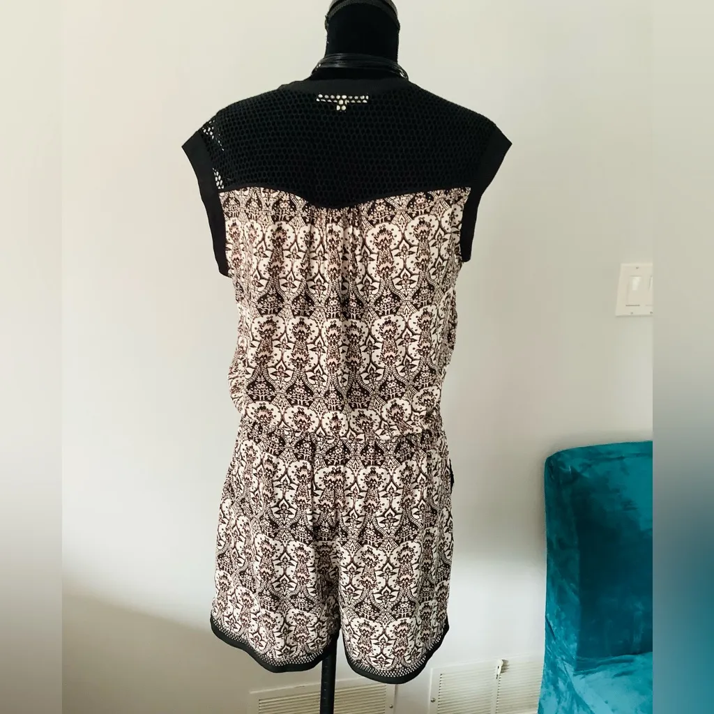 Exclusively NICE and dressy romper 🌹 - Image 2