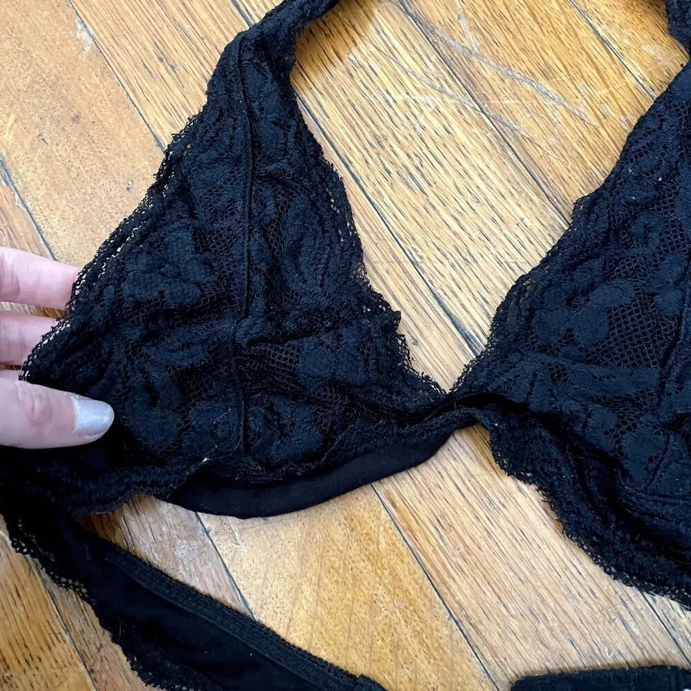 Lacy black bralette halter neckline bra top comfortable delicate women size S - Image 2