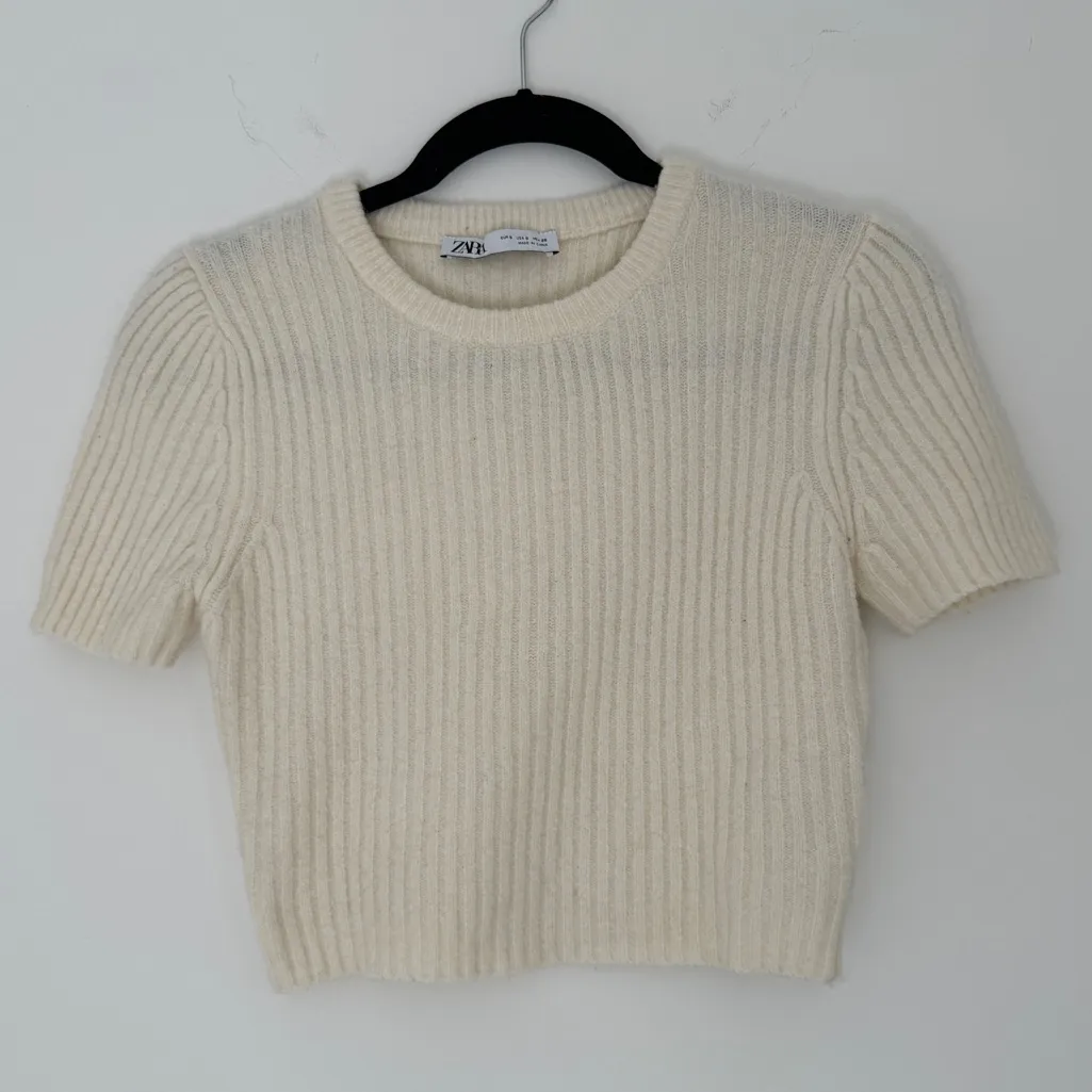 Zara Knit T-Shirt - Image 2