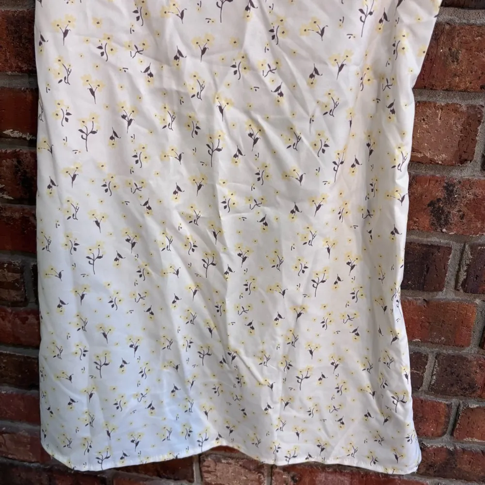 SHEIN womens ditzy floral babydoll  mini dress yellow M - Image 3