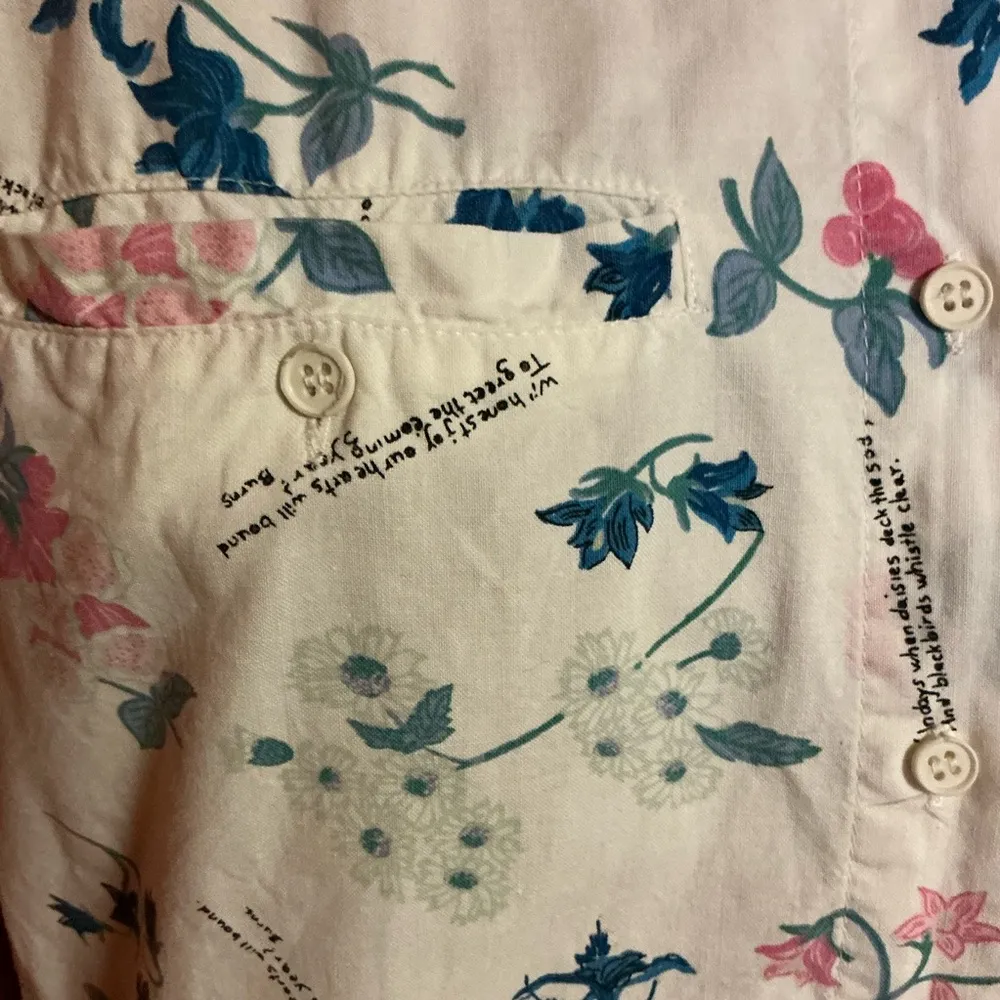 Vintage 90s ilio floral quote shirt Size undefined - Image 11